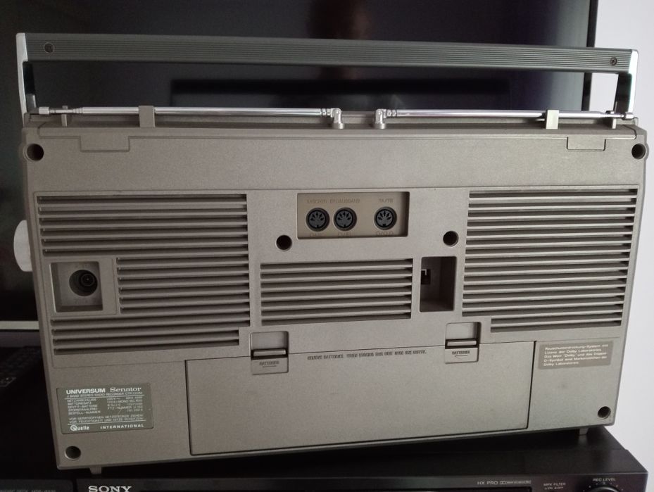 Radio casetofon Universum Senator
