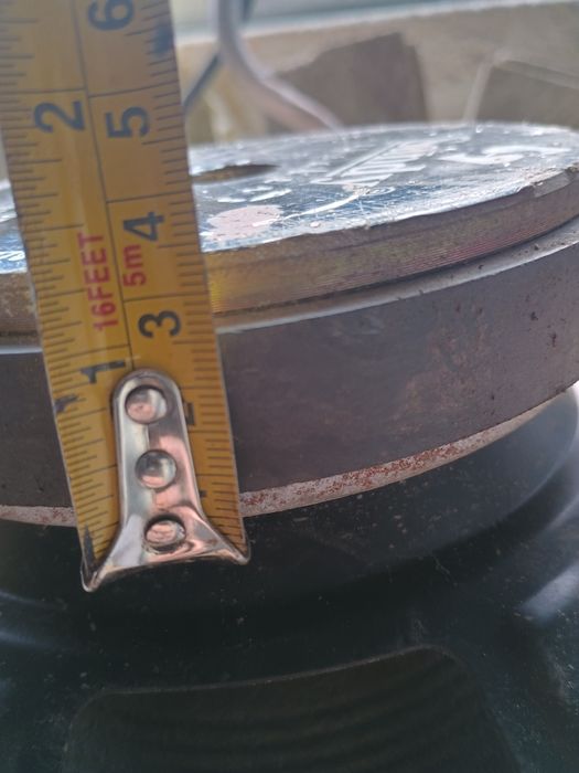 Продам динамик под ремонт