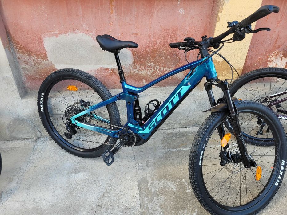 Bicicleta electrica  full suspensione scott 29 M