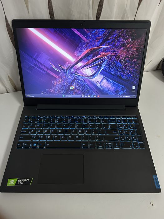 Laptop gaming| i5gen9| GTX1050 3gb| 8gb ram| ssd 256gb