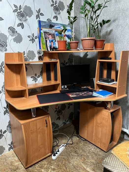 Срочно продам компьютерный