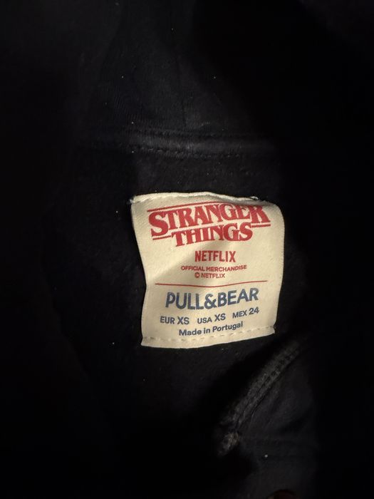 Суитчър Stranger Things Pull and Bear