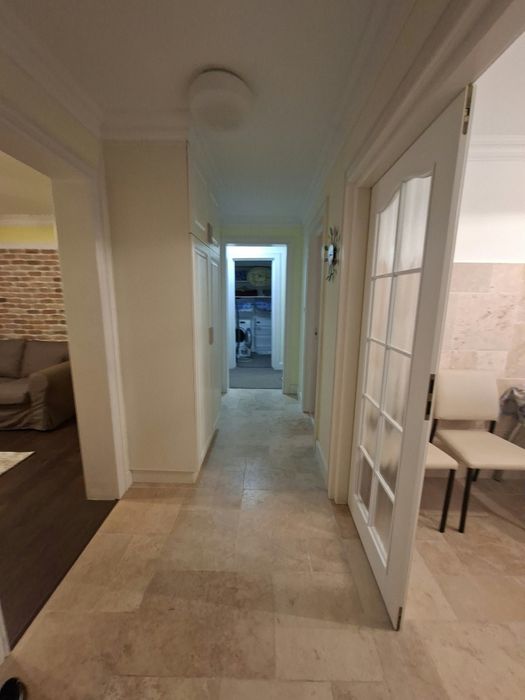 Închiriez apartament 3 camere