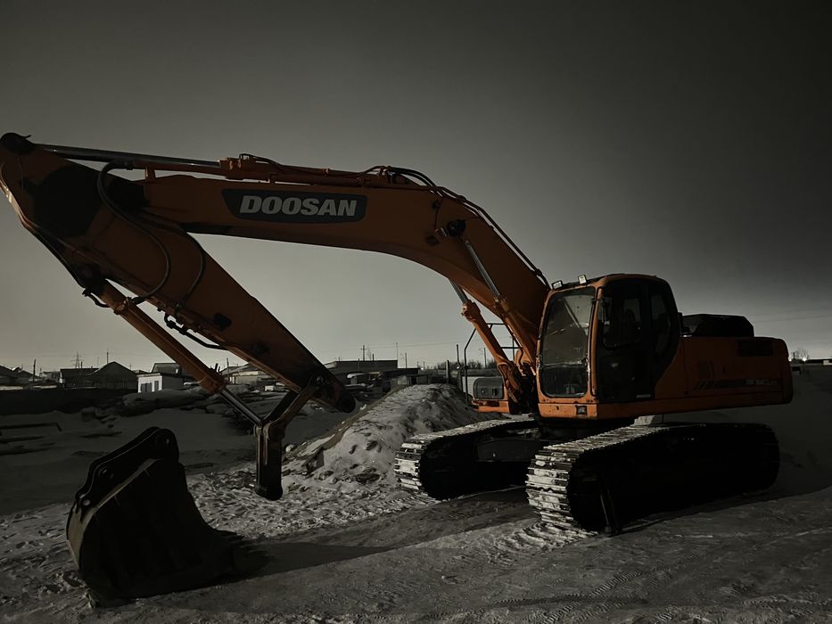 Экскаватор , снос, катлован , демонтаж