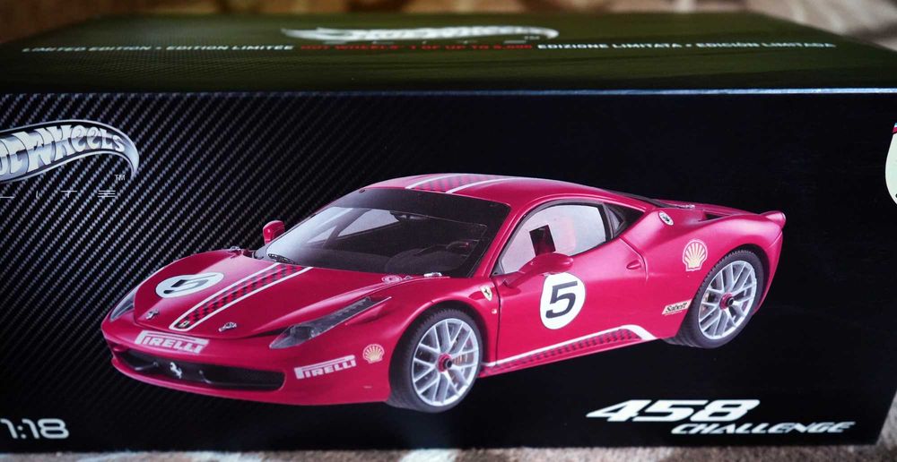 FERRARI 458 Challenge (Elite) 1/18