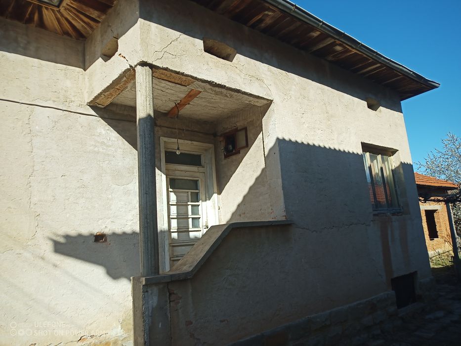 Продава се Къща в с. Торос, Област Ловеч - 75 кв.м за 327 €/кв.м - Снимка #1