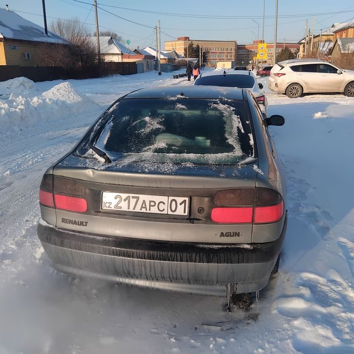 Рено лагуна 1997гв