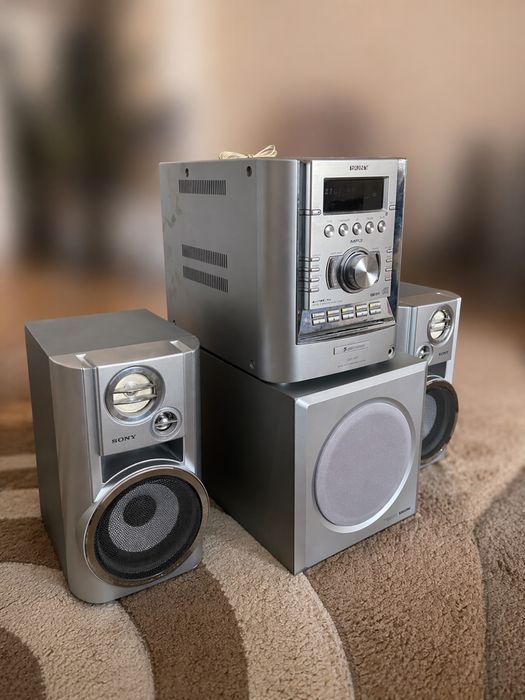 Sistem audio Sony cu subwoofer – stare foarte bună