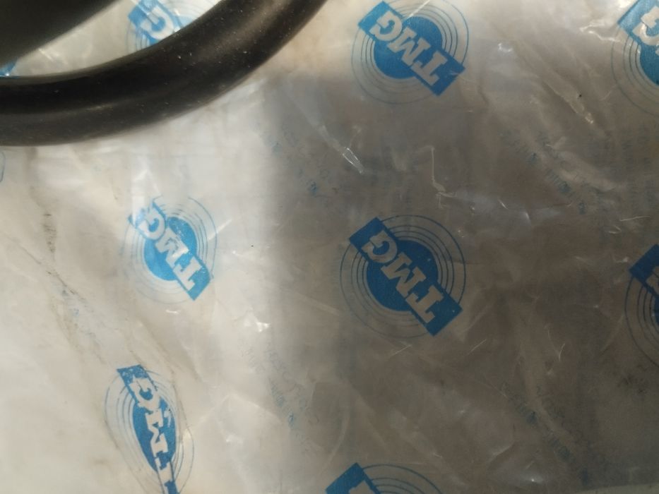 Продам пружины на Тойота