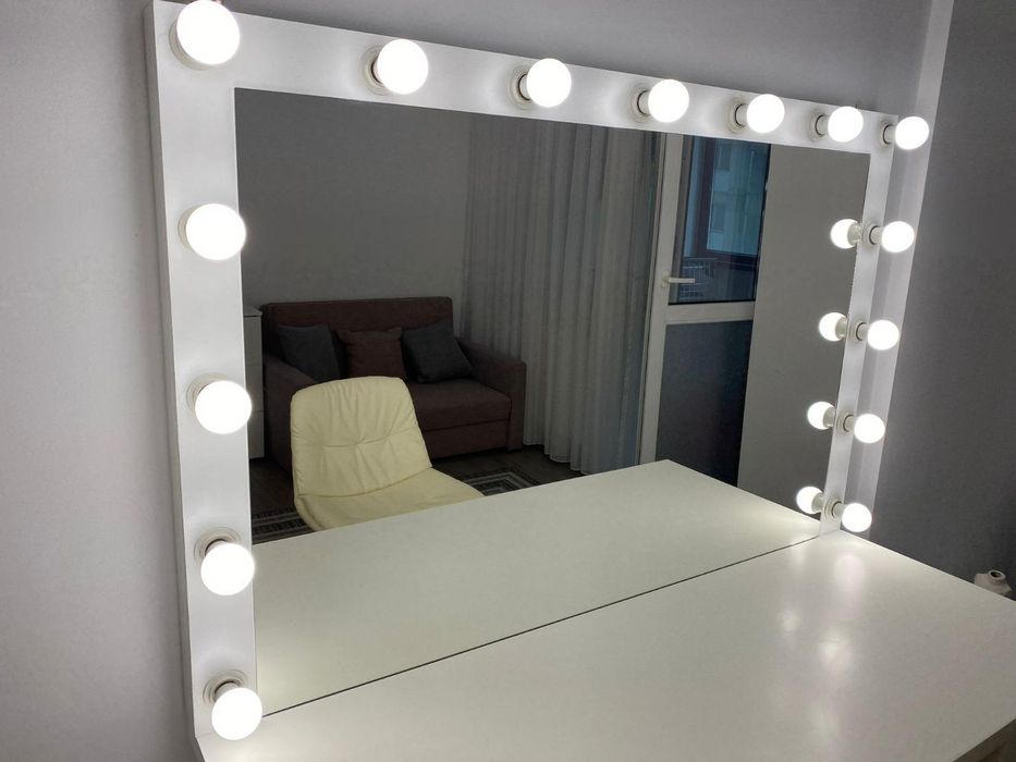Oglinda profesionala makeup