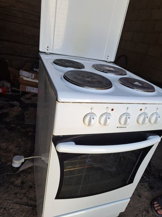 Продам плиту   Hansa