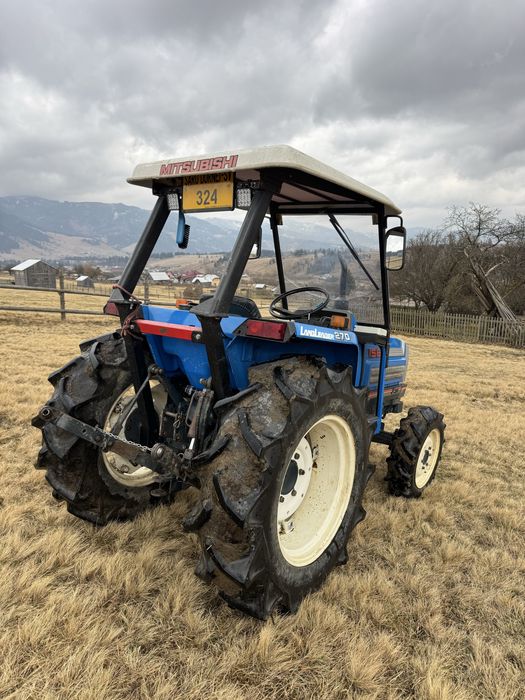 Vând tractoar Iseki de 27 cp