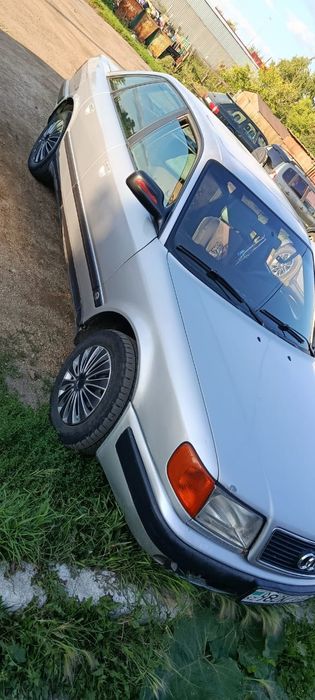 Продам ауди 100 с4