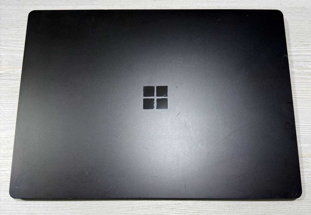 Microsoft Surface Laptop 4 13,5" 2K Сенсор core i7-1185G7 16GB/256GB