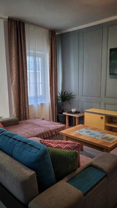 Apt sau camere în vila  pt inchiriat / 8-10 pers.