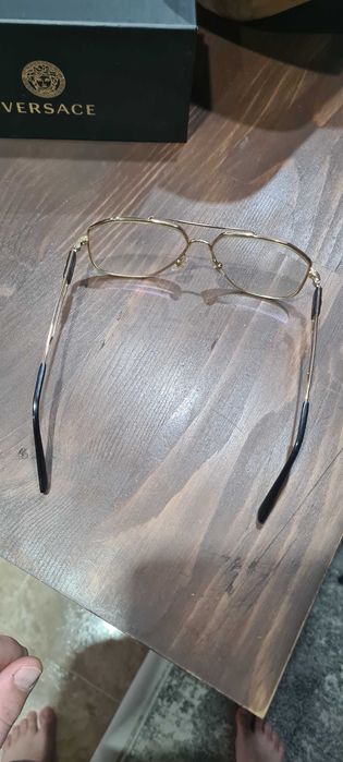 Ochelari Versace, model deosebit Pilot vedere sau soare