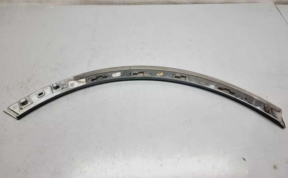 ОЕМ Задна лява вежда за калник за Audi Q7 2016 - 2024