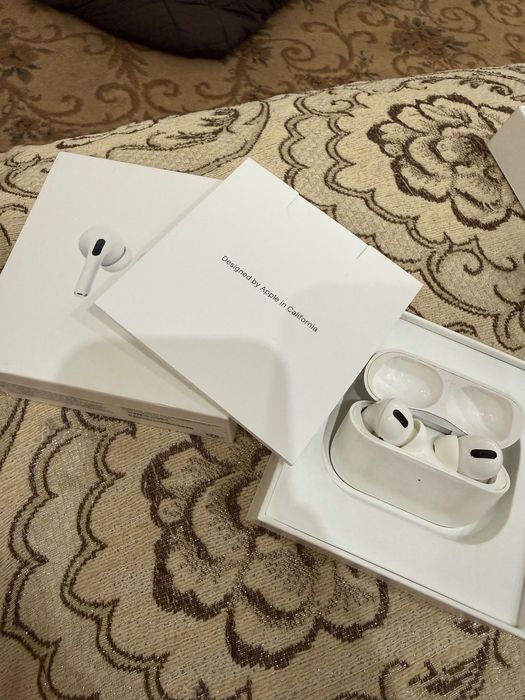 AirPods Pro чехол в подарок