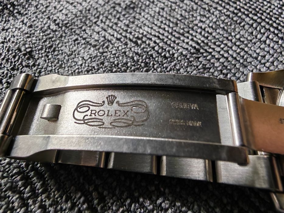 Продавам оригинален часовник rolex