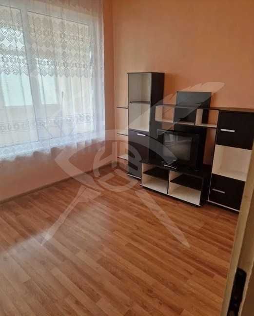 Дава се под наем Двустаен апартамент в Варна, Автогара - 50 кв.м за 300 € - Снимка #3