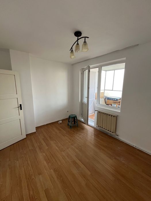 De inchiriat apartament cu 3 CAMERE, cartierul LIBERTATII, REGHIN