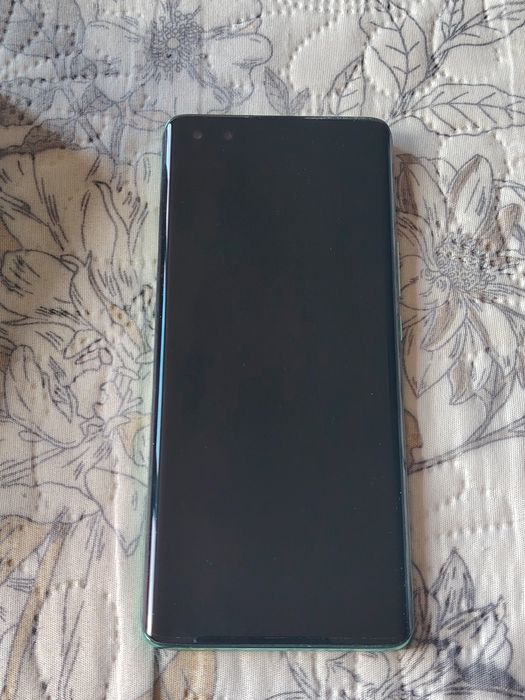 Продавам Huawei nova 11 pro