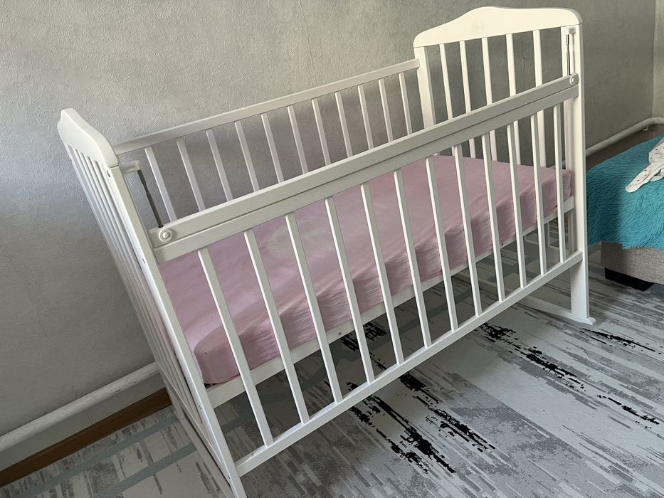 Продам манеж-кравать