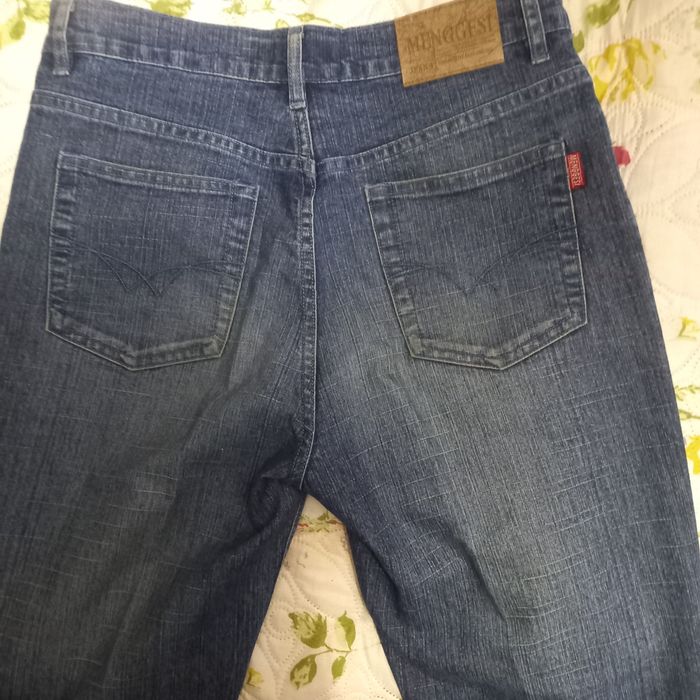 Продам джинсы мужские