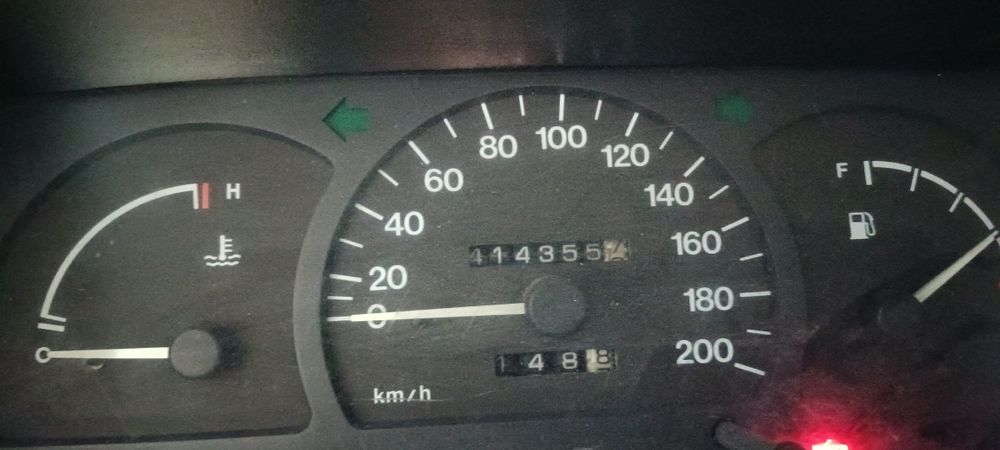 Nexia 1 sons 2001