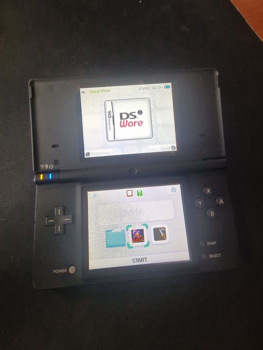 Продам nintendo dsi