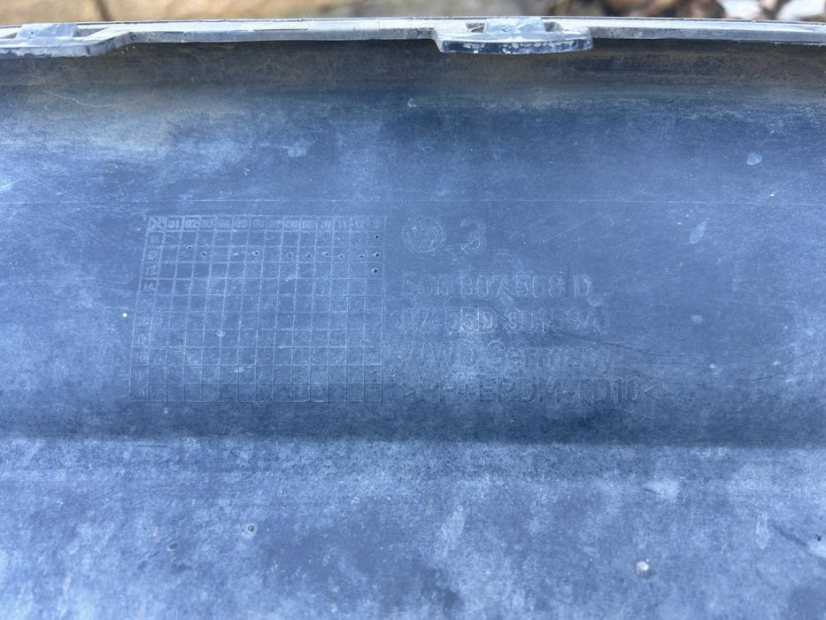 Дифузьор за задна броня VW Golf 7