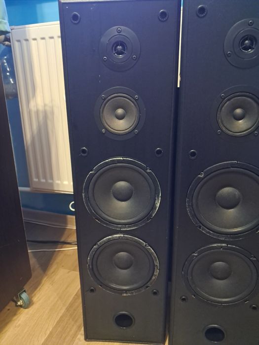 Boxe AC-220  Germania