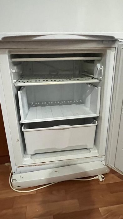 Холодильник для кухни