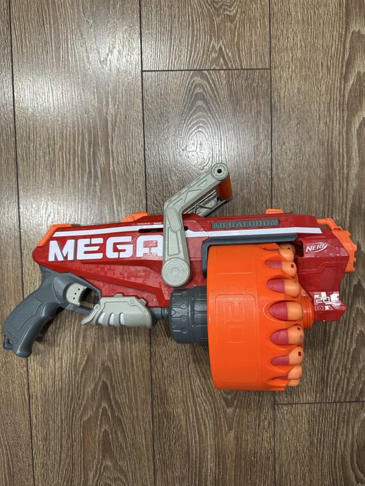 Nerf megalodon бластер