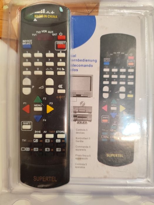 Универсално програмиращо се дистанционно Telstar