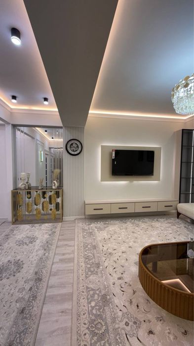 Продается 3 ком. Квартира на 3 этаже площадью 75 кв.м. Ор. Зафар