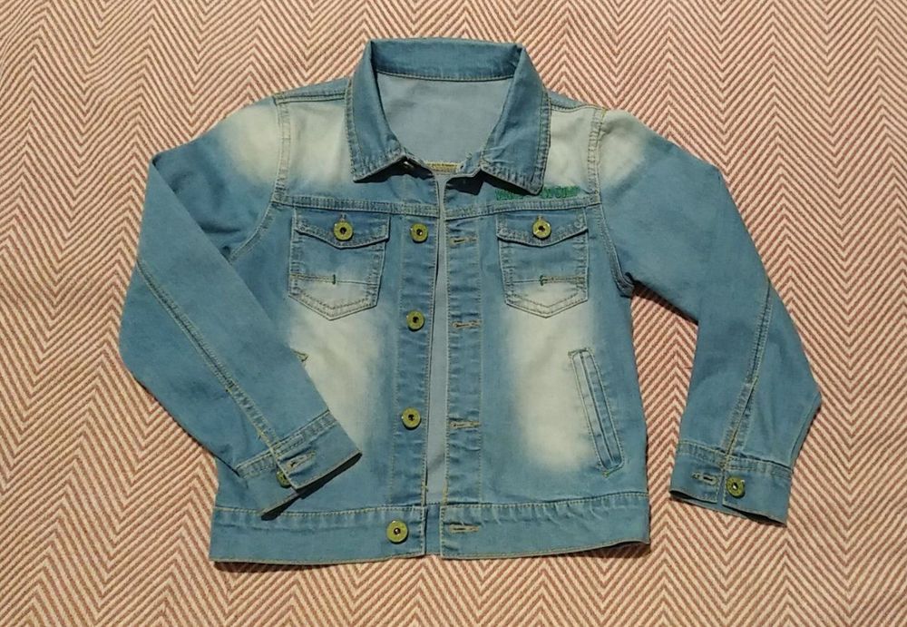 На девочку вещи (7-8лет)