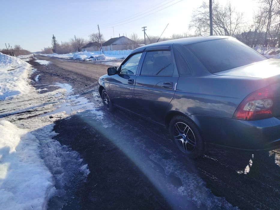 Продам приору 2012г