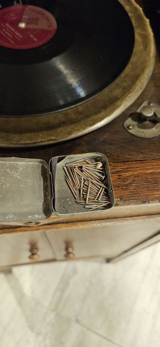 Стар английски грамофон