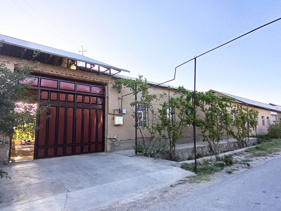 Hovli sotiladi: 12 sotix Navoiy viloyat Narpay tumani Kamolot mahalla