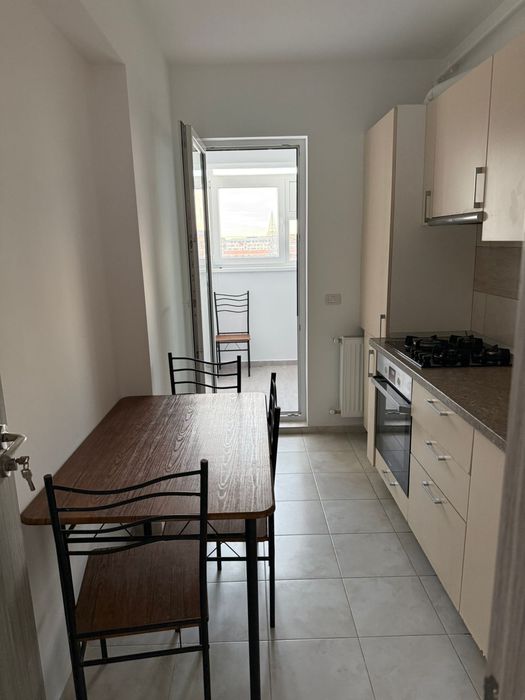 Propietar inchiriez apartament 2 camere Militari Residence