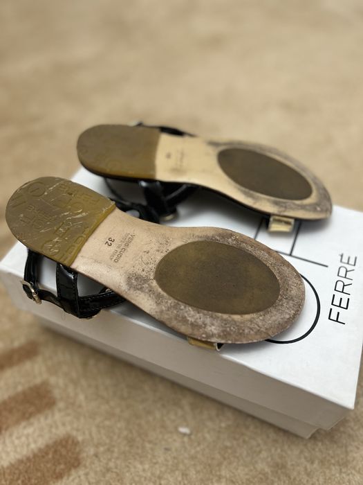 Сандалии GF Ferre оригинал 32 размер