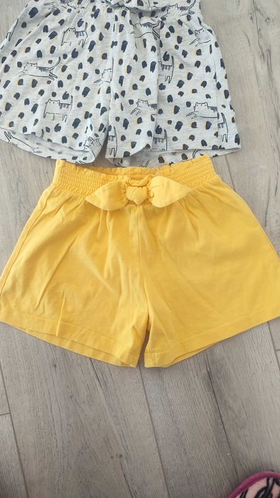 Къси панталони за момиченце