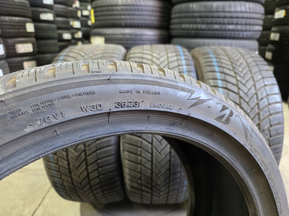 255/40/21 BRIDGESTONE 4бр