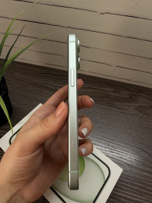 Iphone 15 128gb АКБ 89%