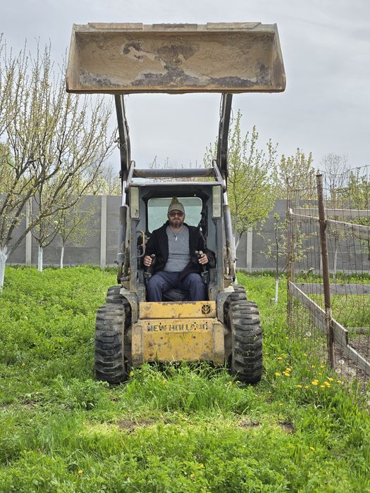 miniîncărcător New Holland L150
