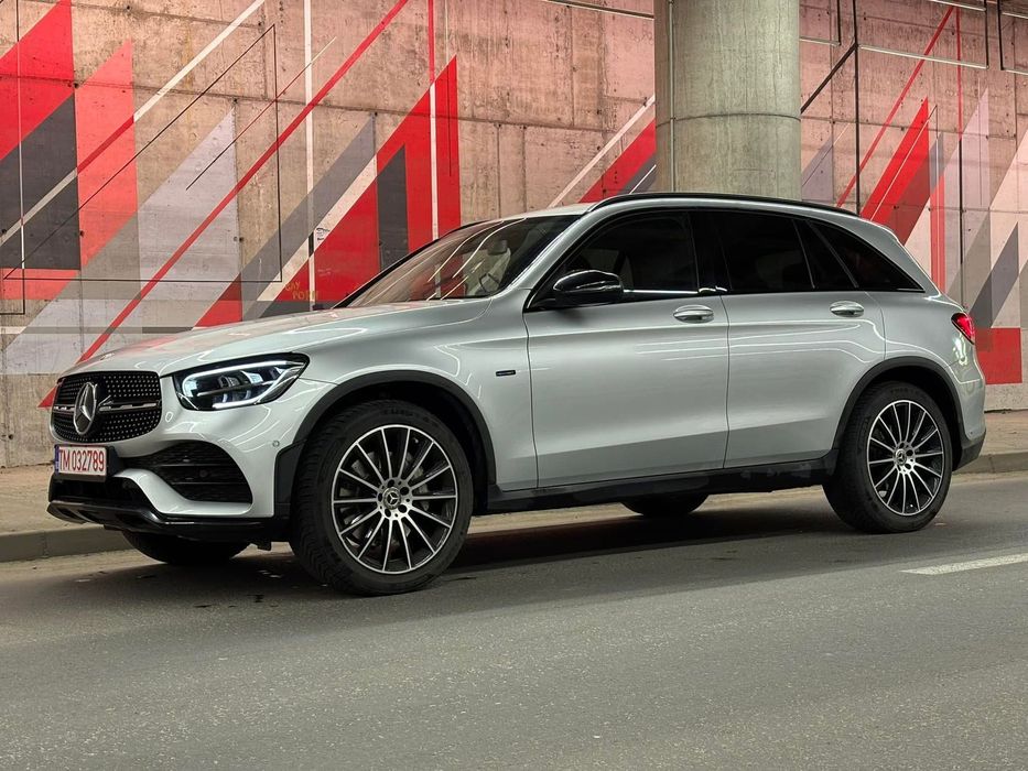 Mercedes-Benz GLC 300e 4matic AMG