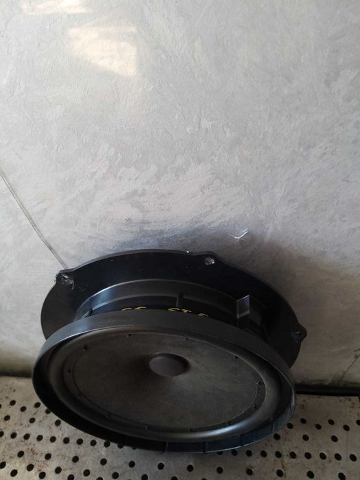 Boxa audio stanga fata vw golf 5 1k 1k0035454h