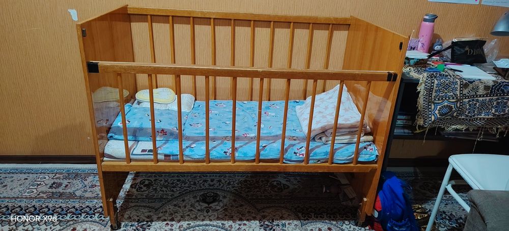 Кровать детская.