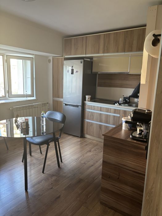 Inchiriez apartament Piata Alba Iulia-Bucuresti